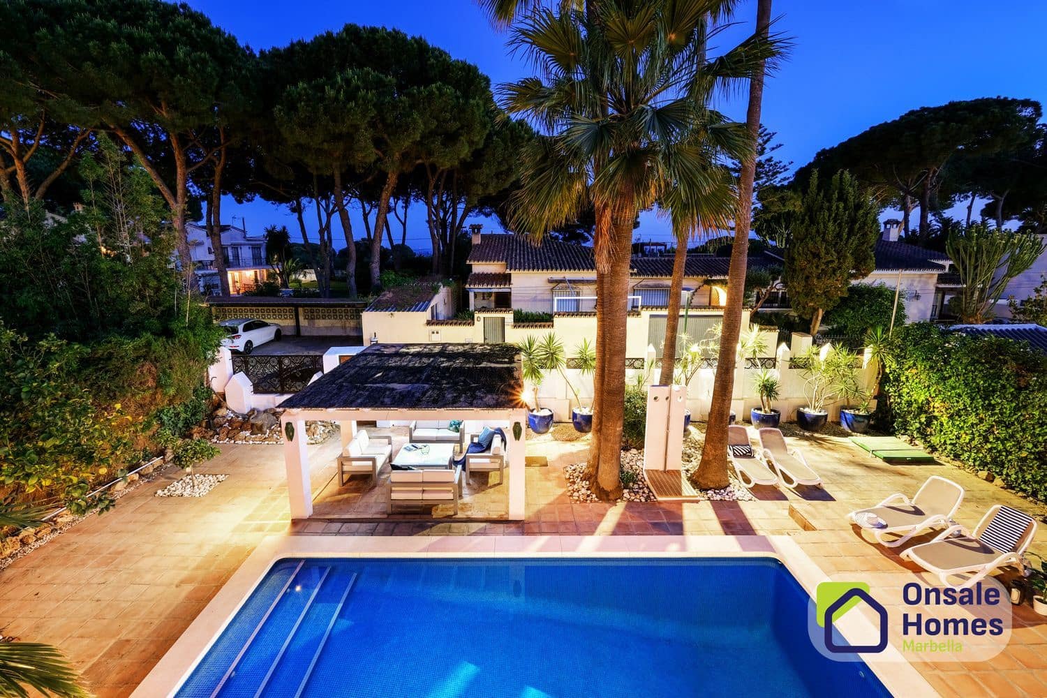 Chalet de 4 habitaciones en Marbella en venta con piscina garaje - 1.649.000 € (Ref: 9919297)