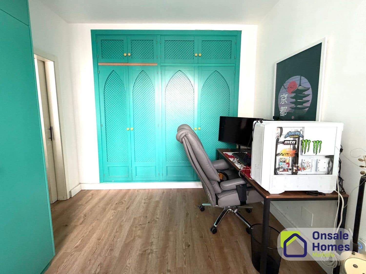 2 makuuhuone Huoneisto myytävänä paikassa Marbella mukana uima-altaan 
autotalli - 395 000 € (Ref: 9926711)