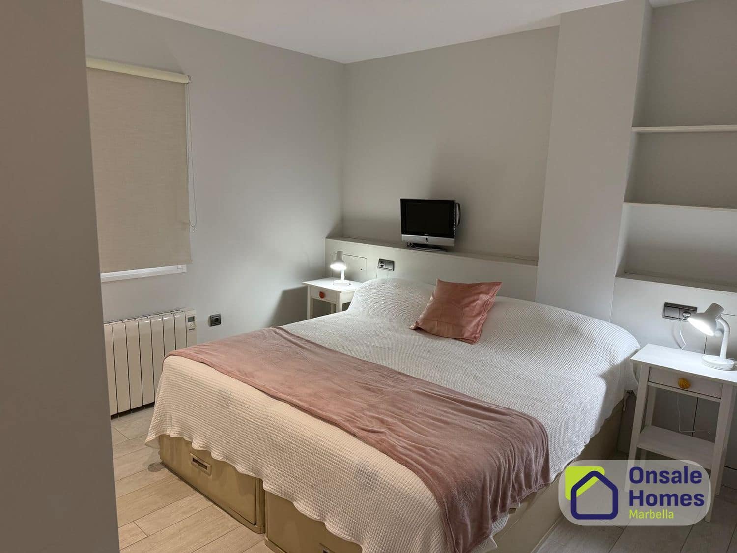 3 bedroom Apartment for rent in San Pedro de Alcantara with pool garage - € 2,700 (Ref: 9937365)