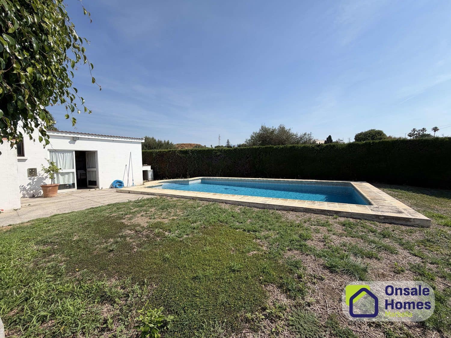 6 bedroom Villa for sale in El Velerin with pool garage - € 683,000 (Ref: 9939253)