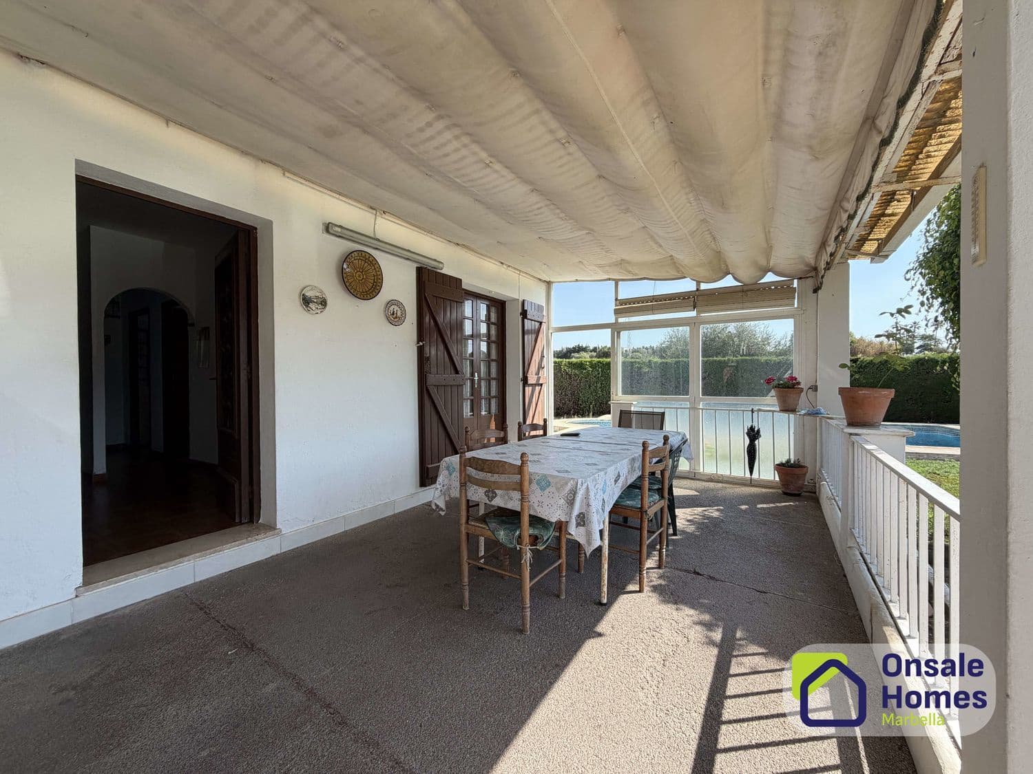 6 bedroom Villa for sale in El Velerin with pool garage - € 683,000 (Ref: 9939253)
