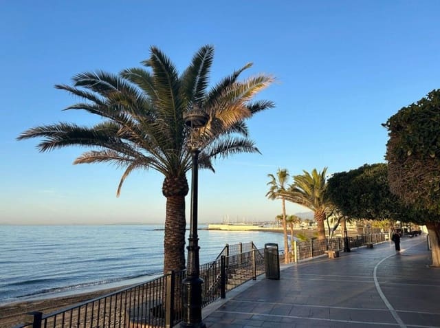 Apartamento de 1 habitación en Ricardo Soriano, Marbella en alquiler con garaje - 1.700 € (Ref: 9941643)