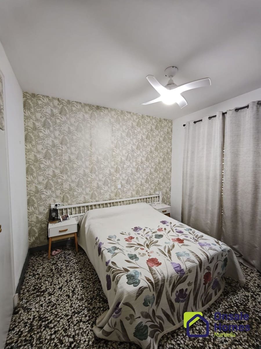 2 soverom Villa til salgs i Marbella med garasje - € 900 000 (Ref: 9944965)