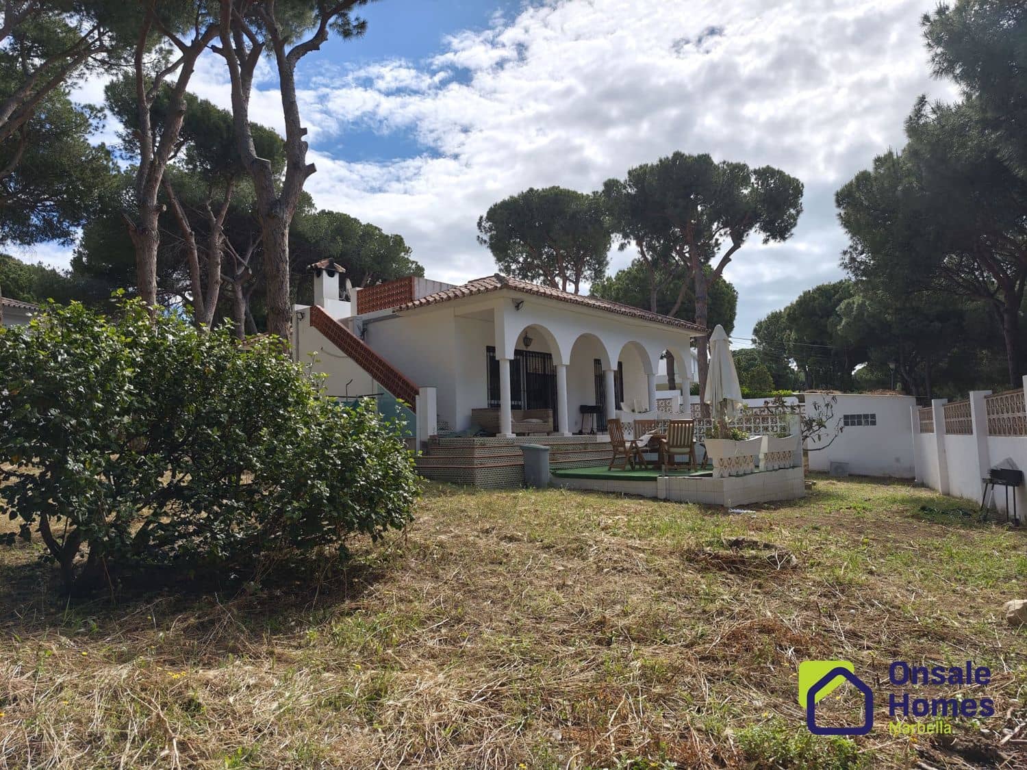 2 soverom Villa til salgs i Marbella med garasje - € 900 000 (Ref: 9944965)