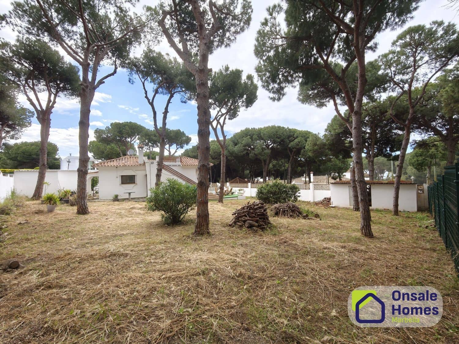 2 Zimmer Villa zu verkaufen in Marbella mit Garage - 930.000 € (Ref: 9950958)