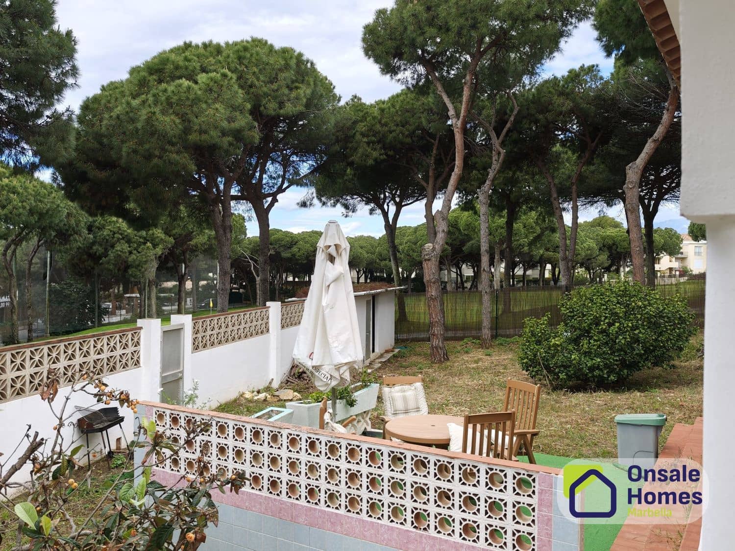 2 Zimmer Villa zu verkaufen in Marbella mit Garage - 930.000 € (Ref: 9950958)