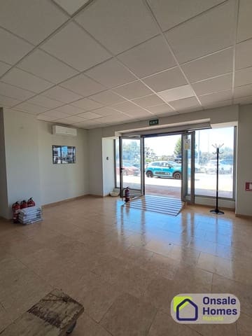 Erhverv til leje i Bello Horizonte - Lindasol, Marbella med garage - € 7.000 (Ref: 9958968)