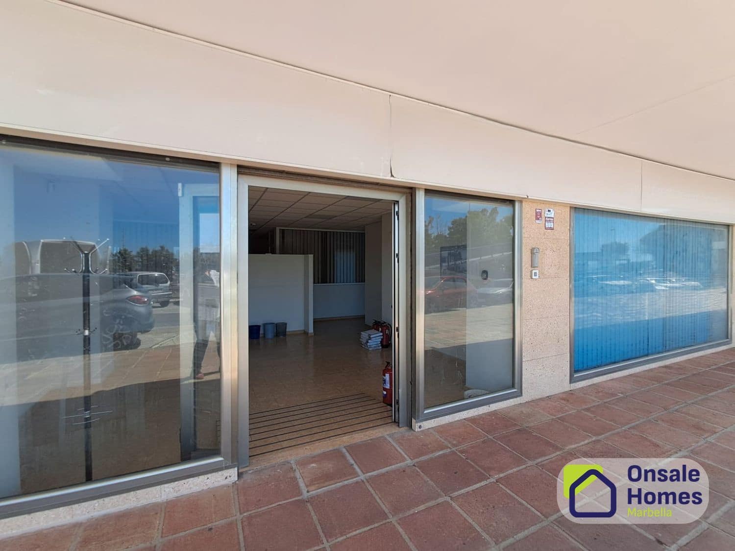 Erhverv til leje i Marbella med garage - € 7.000 (Ref: 9958968)