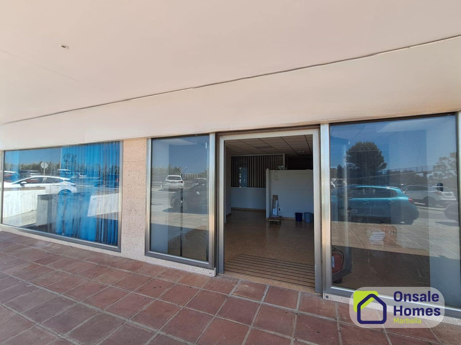 Erhverv til leje i Marbella med garage - € 7.000 (Ref: 9958968)