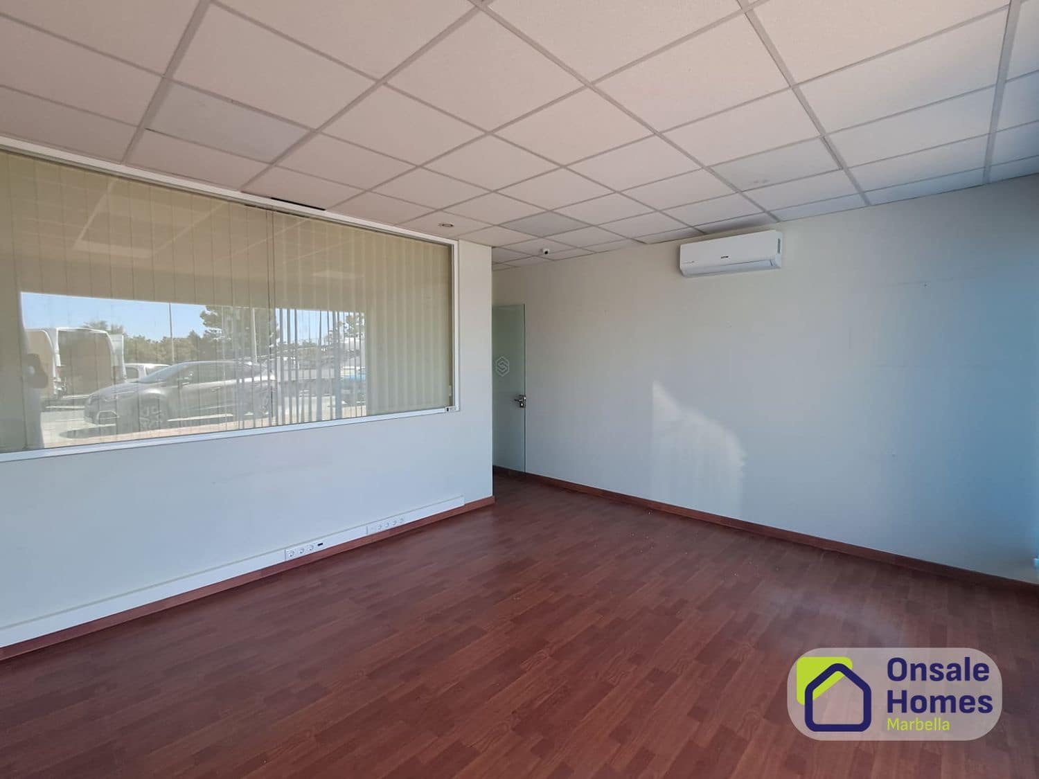 Erhverv til leje i Marbella med garage - € 7.000 (Ref: 9958968)