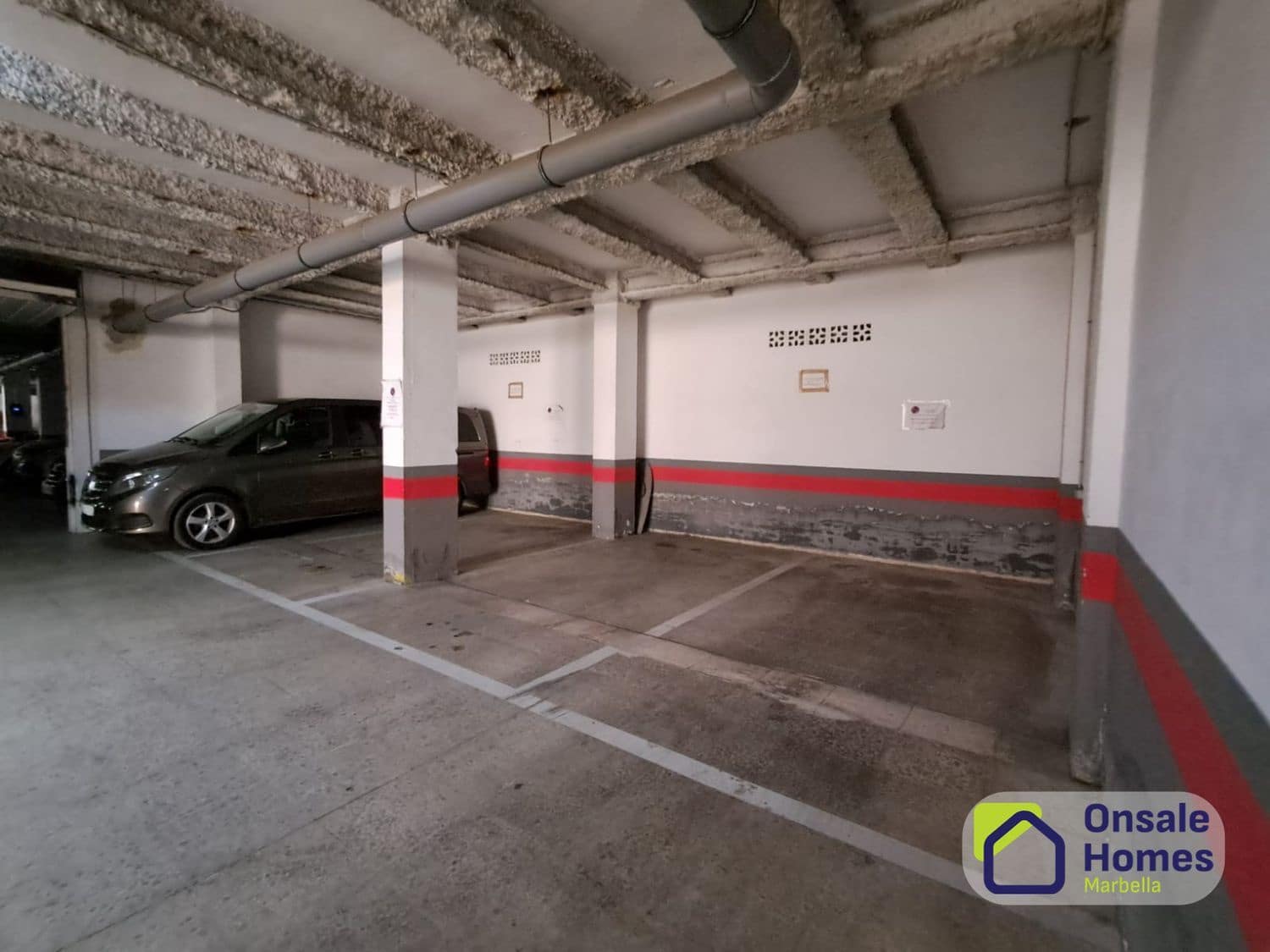 Erhverv til leje i Marbella med garage - € 7.000 (Ref: 9958968)