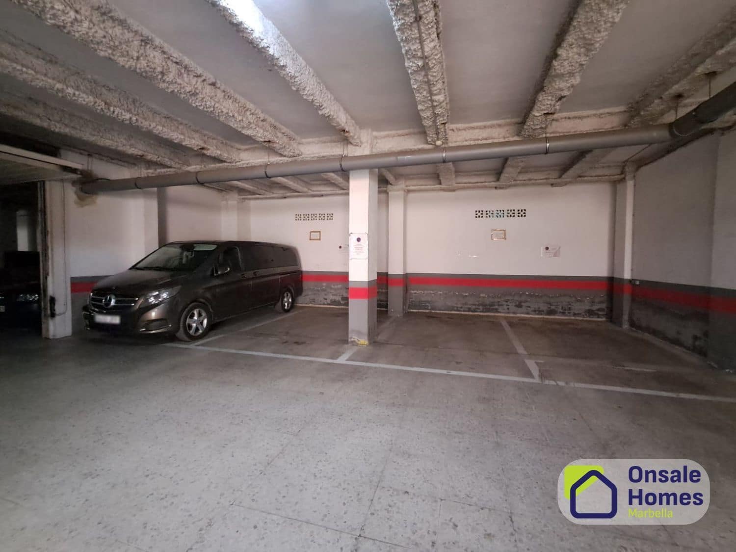Erhverv til leje i Marbella med garage - € 7.000 (Ref: 9958968)