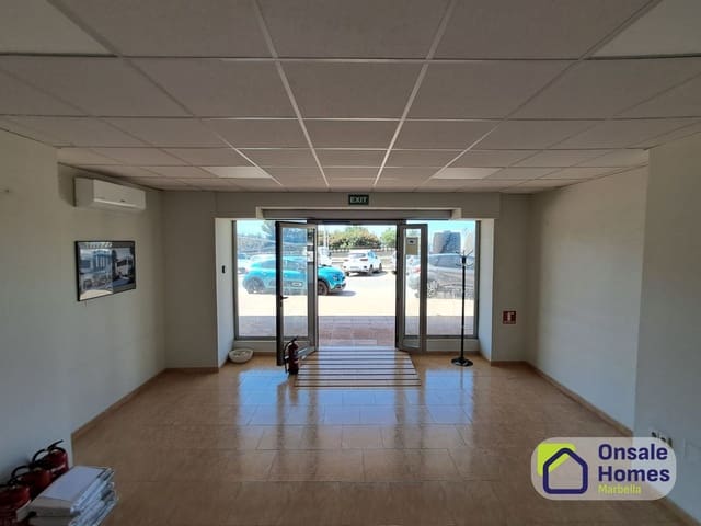 Erhverv til leje i Bello Horizonte - Lindasol, Marbella med garage - € 7.000 (Ref: 9958968)
