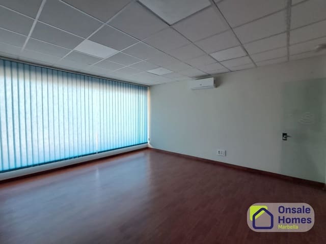 Erhverv til leje i Bello Horizonte - Lindasol, Marbella med garage - € 7.000 (Ref: 9958968)