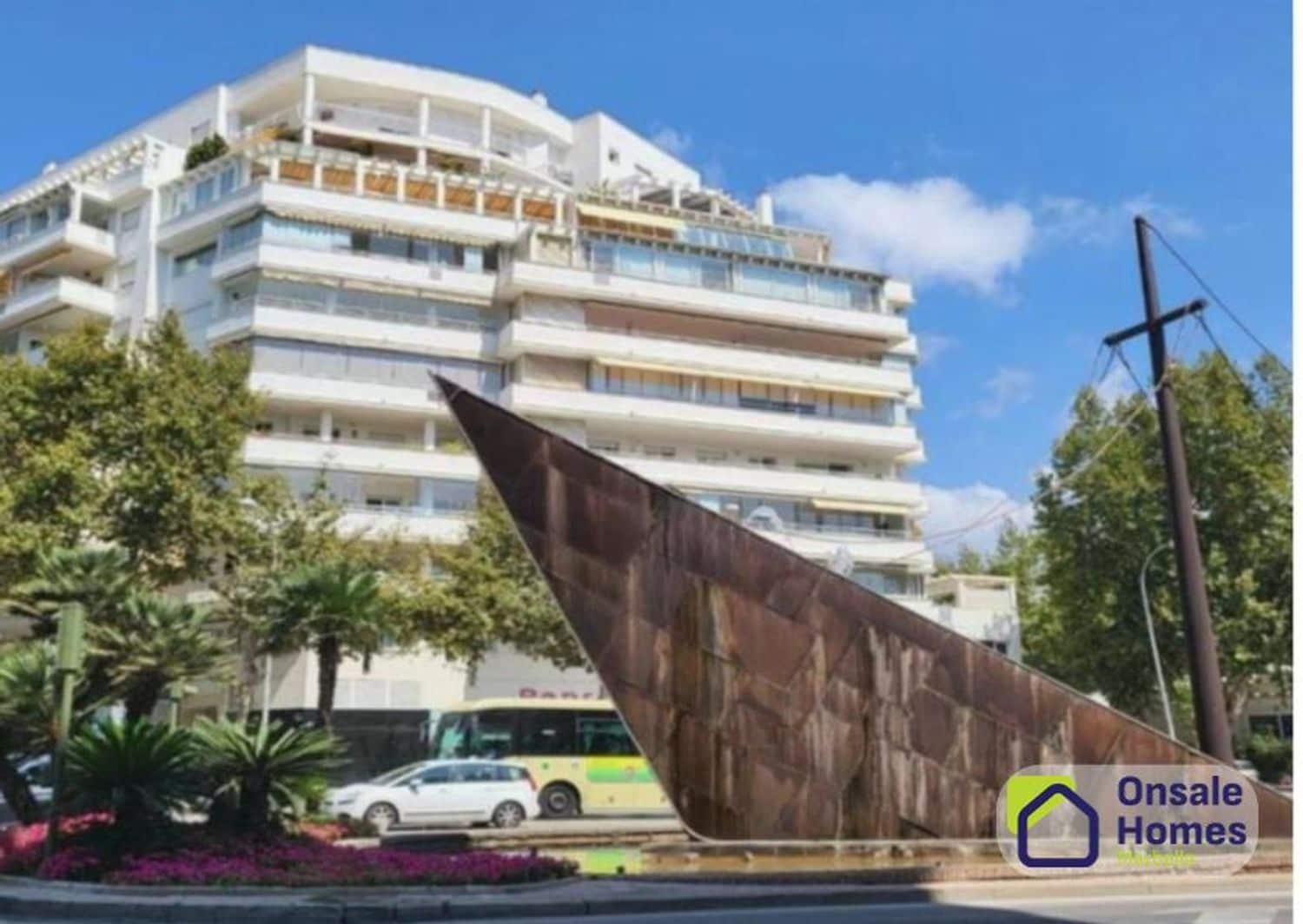 2 soveværelse Lejlighed til salg i Marbella med swimmingpool garage - € 589.000 (Ref: 9964629)