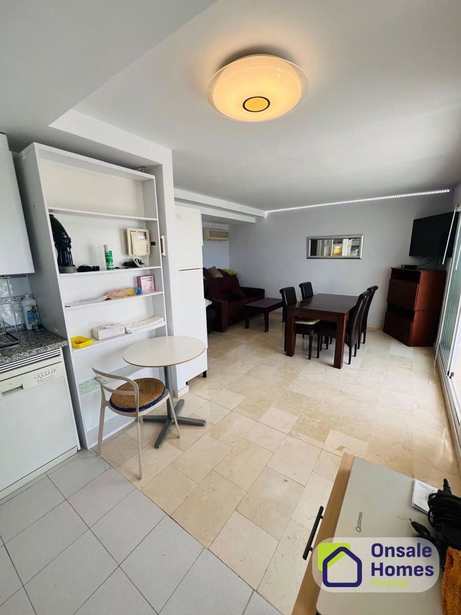 2 soveværelse Lejlighed til salg i Marbella med swimmingpool garage - € 589.000 (Ref: 9964629)