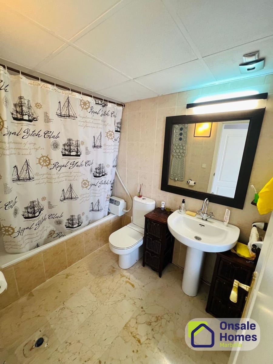 2 soveværelse Lejlighed til salg i Marbella med swimmingpool garage - € 589.000 (Ref: 9964629)