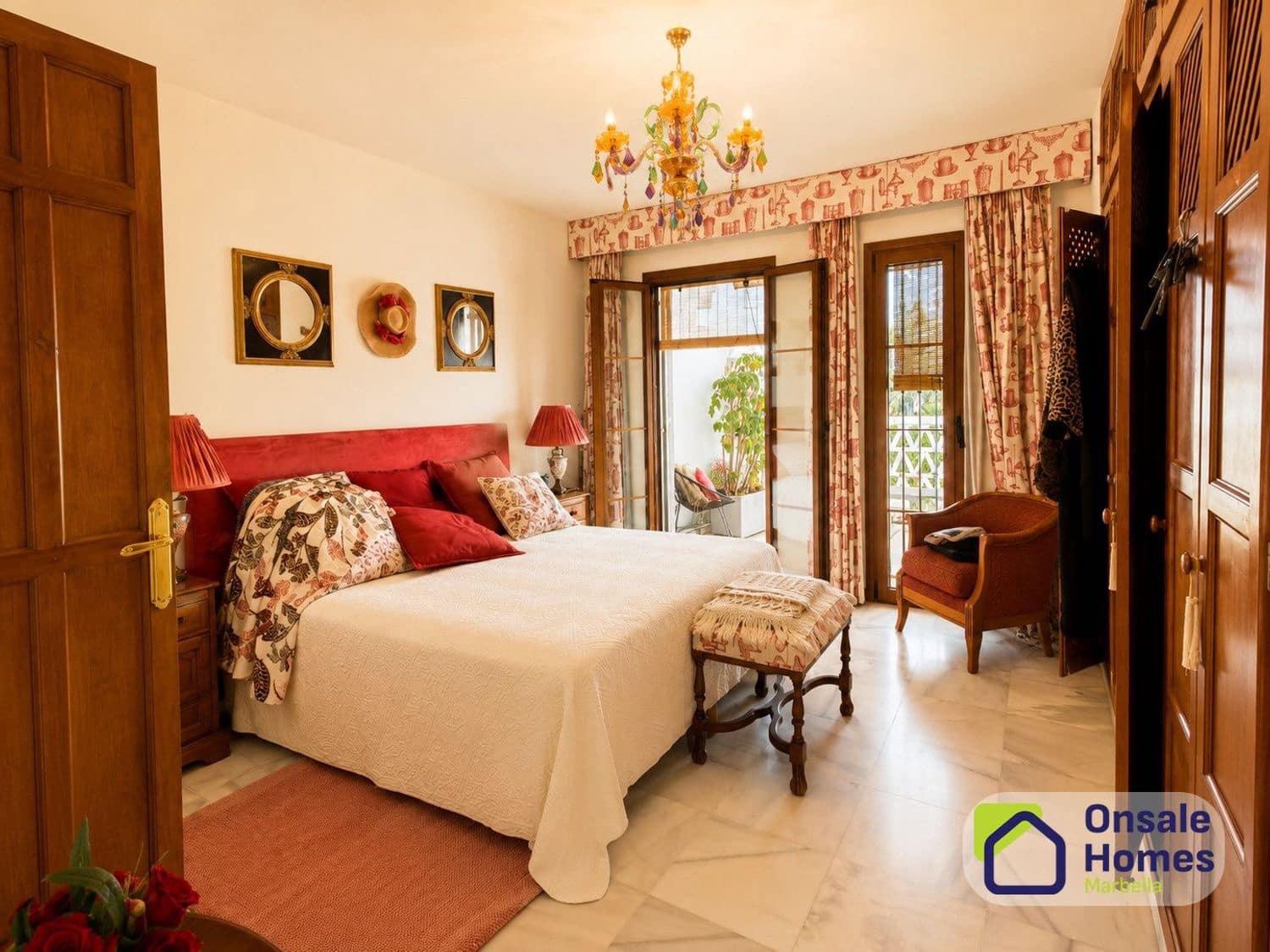 3 bedroom Townhouse for sale in Marbella with pool garage - € 740,000 (Ref: 9969170)