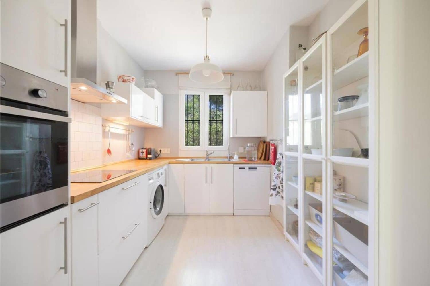 3 soverom Hus til salgs i San Pedro de Alcantara med svømmebasseng garasje - € 947 000 (Ref: 9974547)