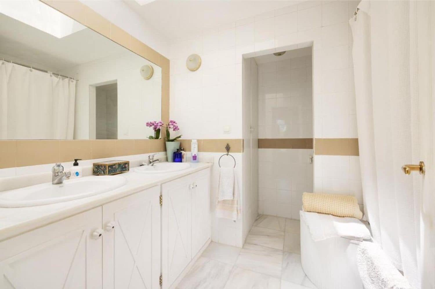3 soverom Hus til salgs i San Pedro de Alcantara med svømmebasseng garasje - € 947 000 (Ref: 9974547)