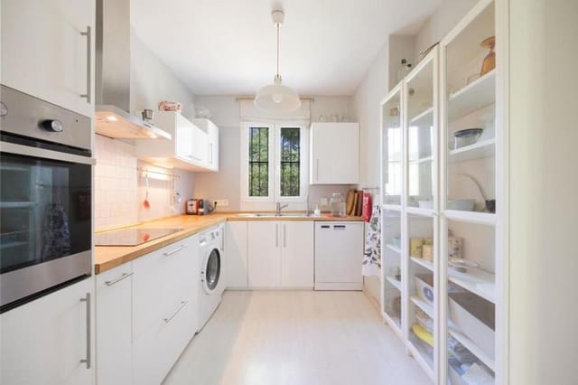 3 soverom Hus til salgs i Guadalmina Alta, Marbella med svømmebasseng garasje - € 947 000 (Ref: 9974547)