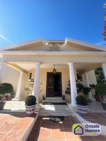 6 bedroom Villa for sale in Valdeolletas - Las Cancelas - Xarblanca, Marbella with pool garage - € 1,495,000 (Ref: 9981677)