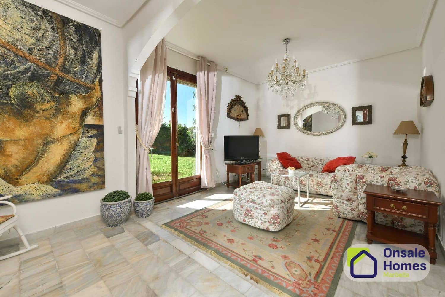 6 bedroom Villa for sale in Marbella with pool garage - € 1,495,000 (Ref: 9981677)
