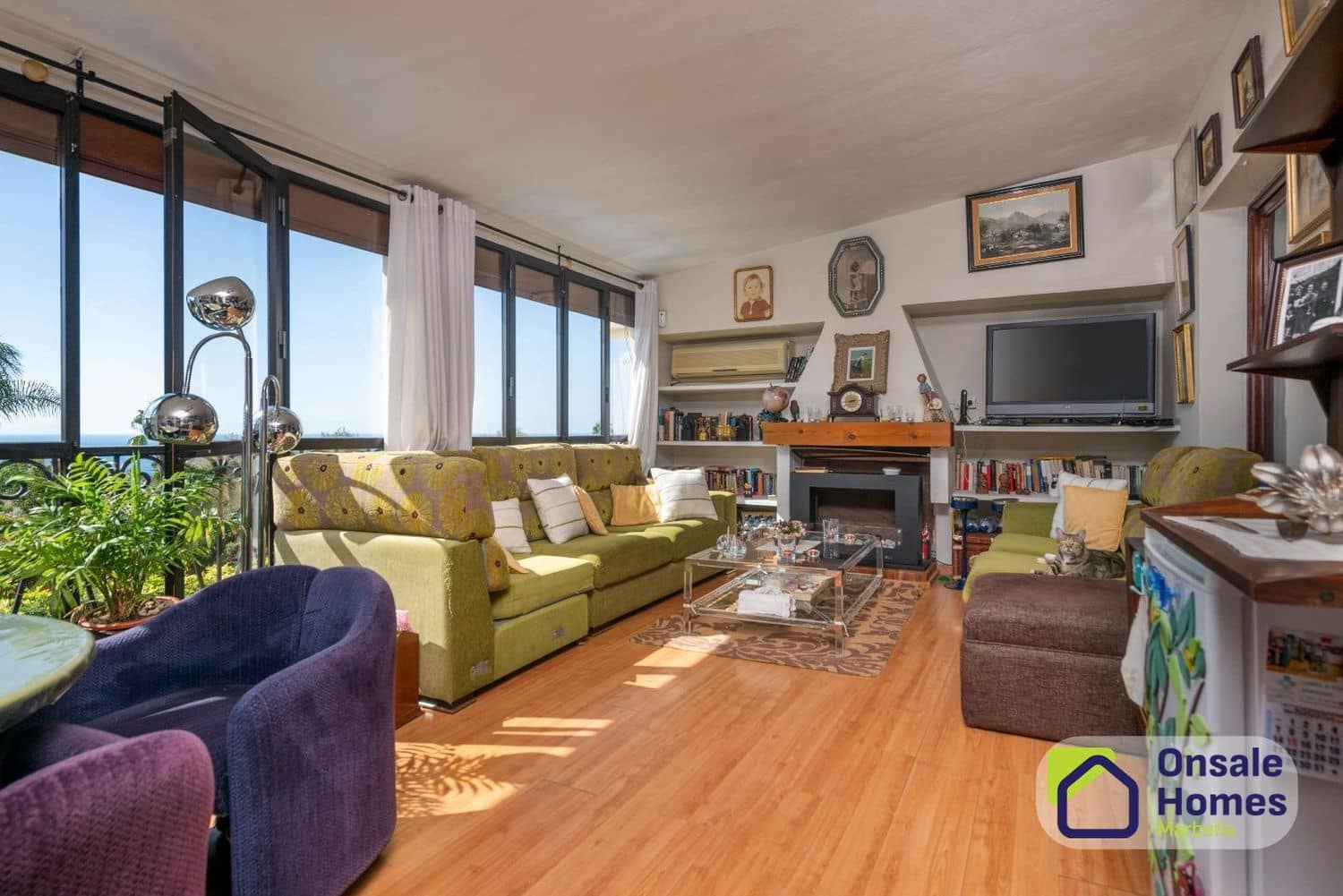 6 bedroom Villa for sale in Marbella with pool garage - € 1,495,000 (Ref: 9981677)