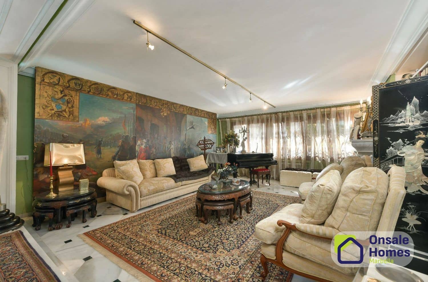 6 bedroom Villa for sale in Marbella with pool garage - € 1,495,000 (Ref: 9981677)
