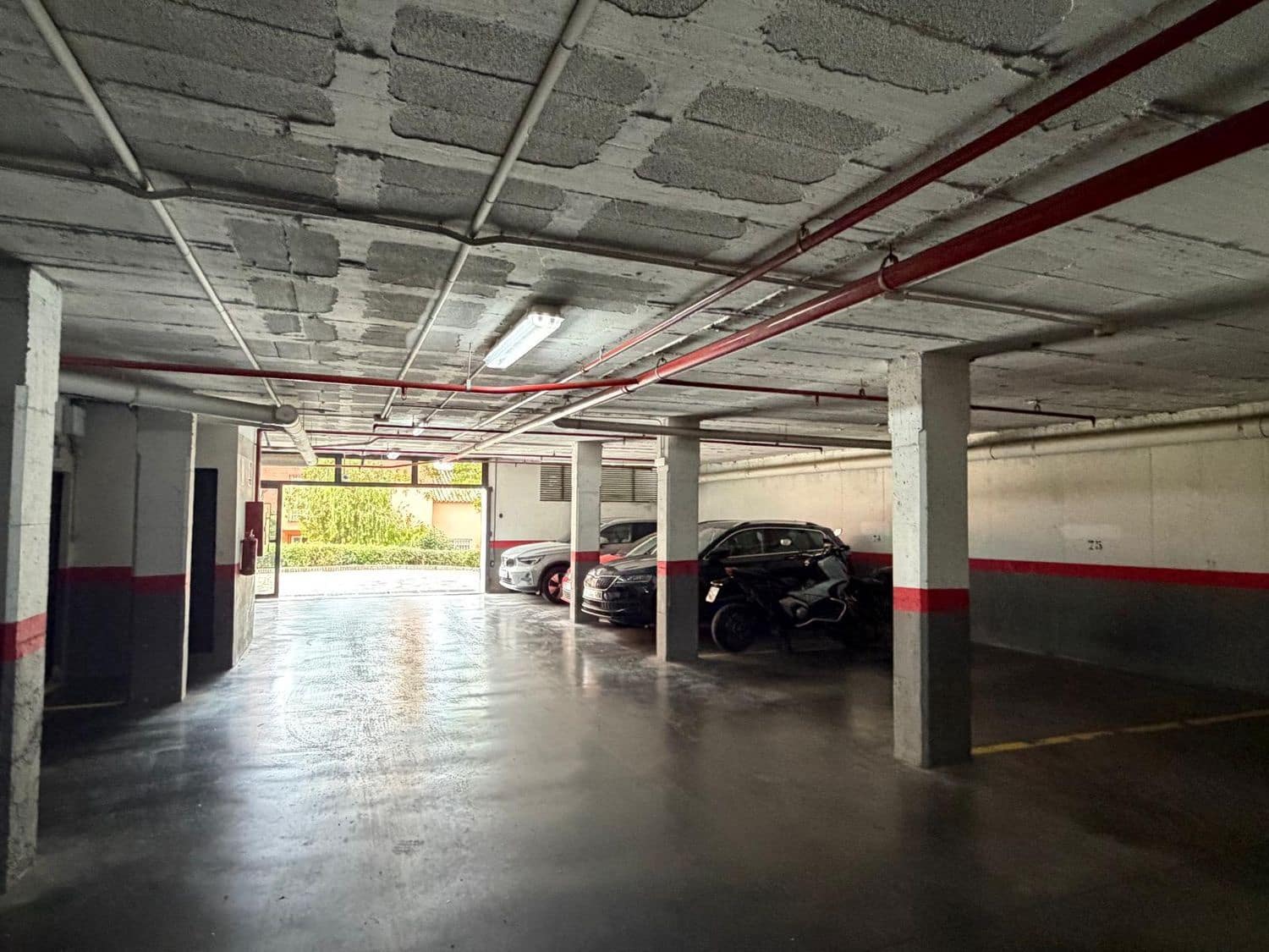 2 soveværelse Lejlighed til salg i Marbella med swimmingpool garage - € 425.000 (Ref: 9984194)