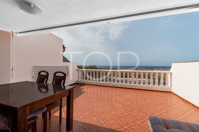 Adosado de 3 habitaciones en La Tejita, Granadilla de Abona en venta con garaje - 480.000 € (Ref: 10010076)