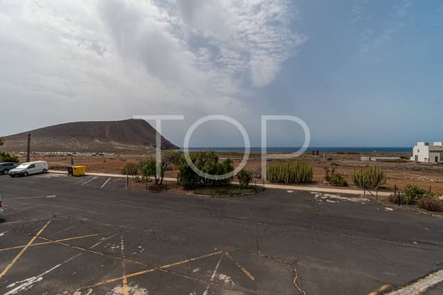 Adosado de 3 habitaciones en La Tejita, Granadilla de Abona en venta con garaje - 480.000 € (Ref: 10010076)