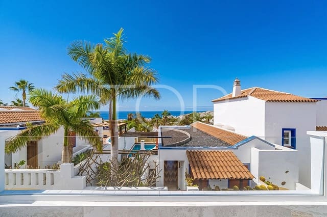 3 Zimmer Reihenhaus zu verkaufen in San Eugenio, Adeje mit Pool Garage - 870.000 € (Ref: 10023449)