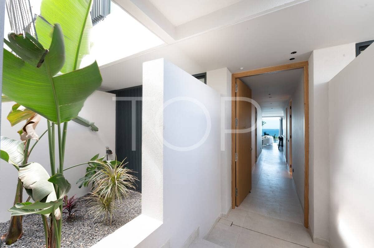 3 sypialnia Dom szeregowy na sprzedaż w Adeje z basenem garażem - 1 595 000 € (Ref: 10034771)