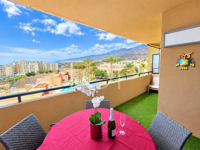 2 chambre Penthouse à vendre à Callao Salvaje - Playa Paraíso, Adeje avec piscine - 379 000 € (Ref: 10036263)