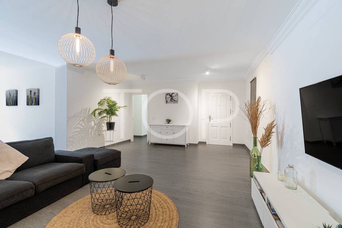 3 chambre Appartement à vendre à Playa del Duque avec piscine - 895 000 € (Ref: 10048592)