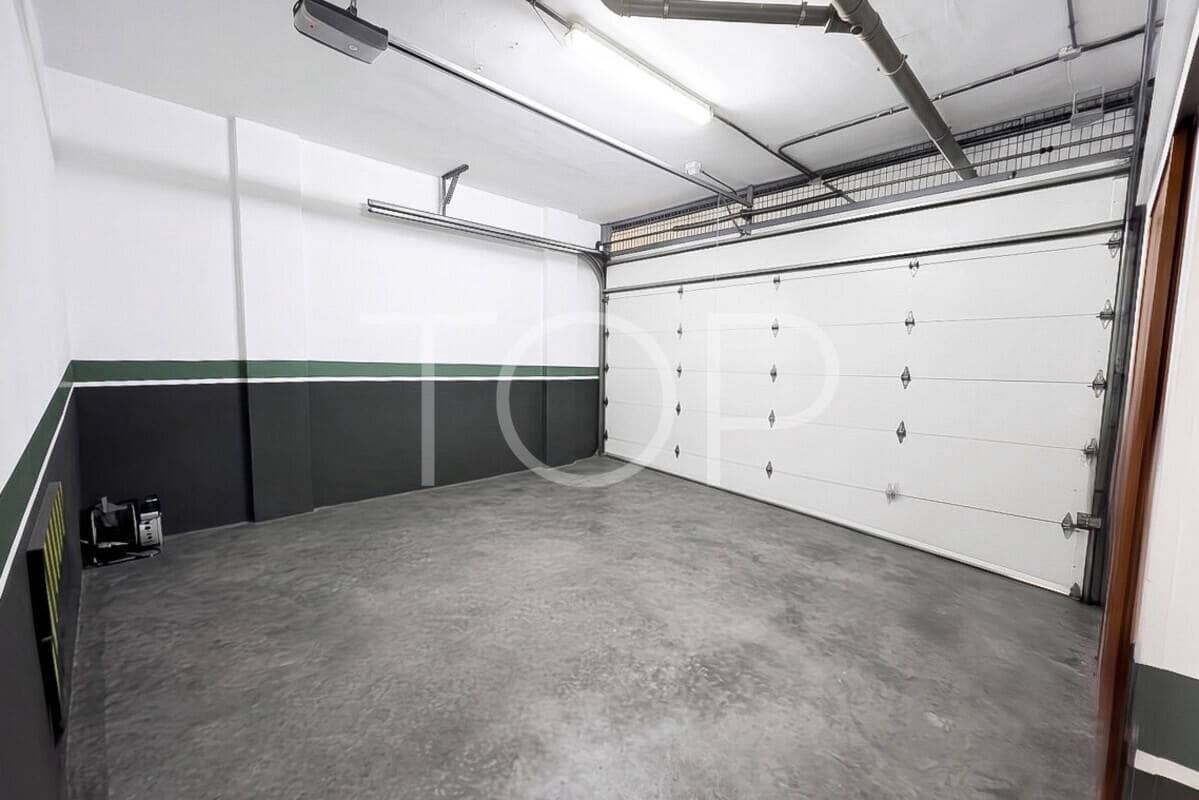 3 chambre Villa/Maison Mitoyenne à vendre à Adeje avec piscine garage - 695 000 € (Ref: 10063533)