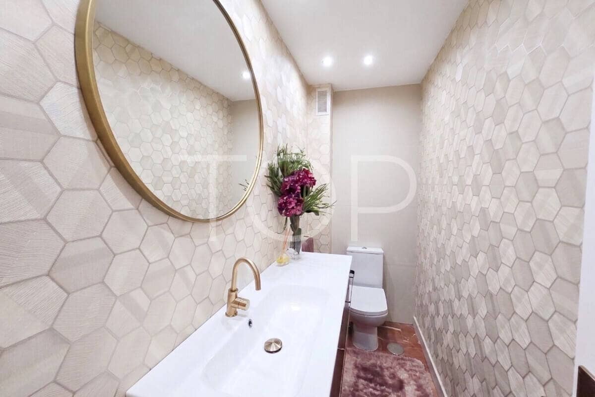3 chambre Villa/Maison Mitoyenne à vendre à Adeje avec piscine garage - 695 000 € (Ref: 10063533)