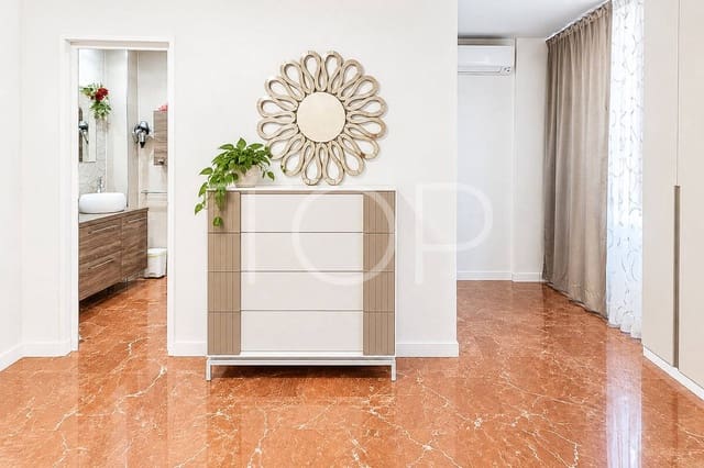 3 Zimmer Reihenhaus zu verkaufen in Casco Urbano, Adeje mit Pool Garage - 695.000 € (Ref: 10063533)