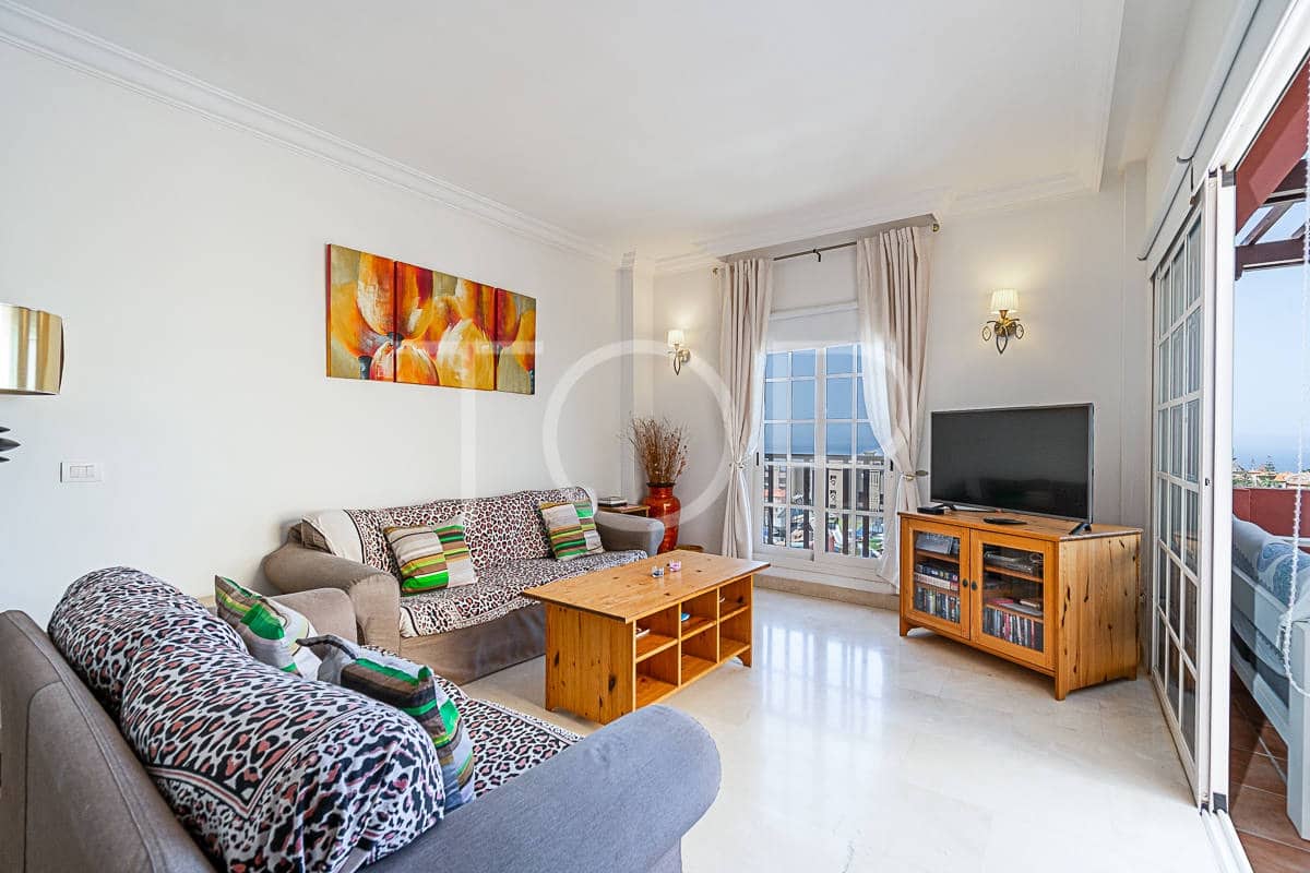 Ático de 3 habitaciones en Playa del Duque en venta con piscina garaje - 950.000 € (Ref: 10063534)