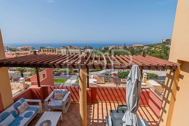 Ático de 3 habitaciones en Playa del Duque, Adeje en venta con piscina garaje - 950.000 € (Ref: 10063534)