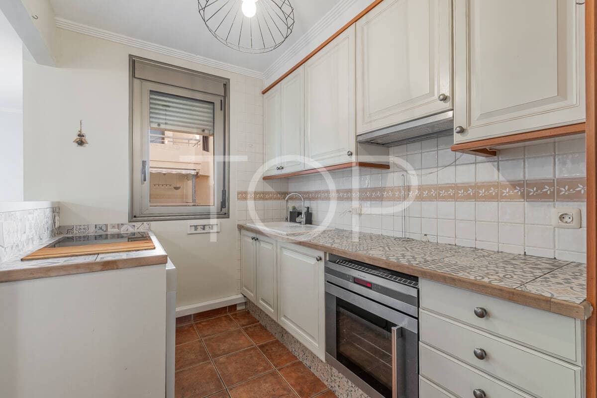 Adosado de 2 habitaciones en La Tejita en venta con piscina garaje - 550.000 € (Ref: 10063535)