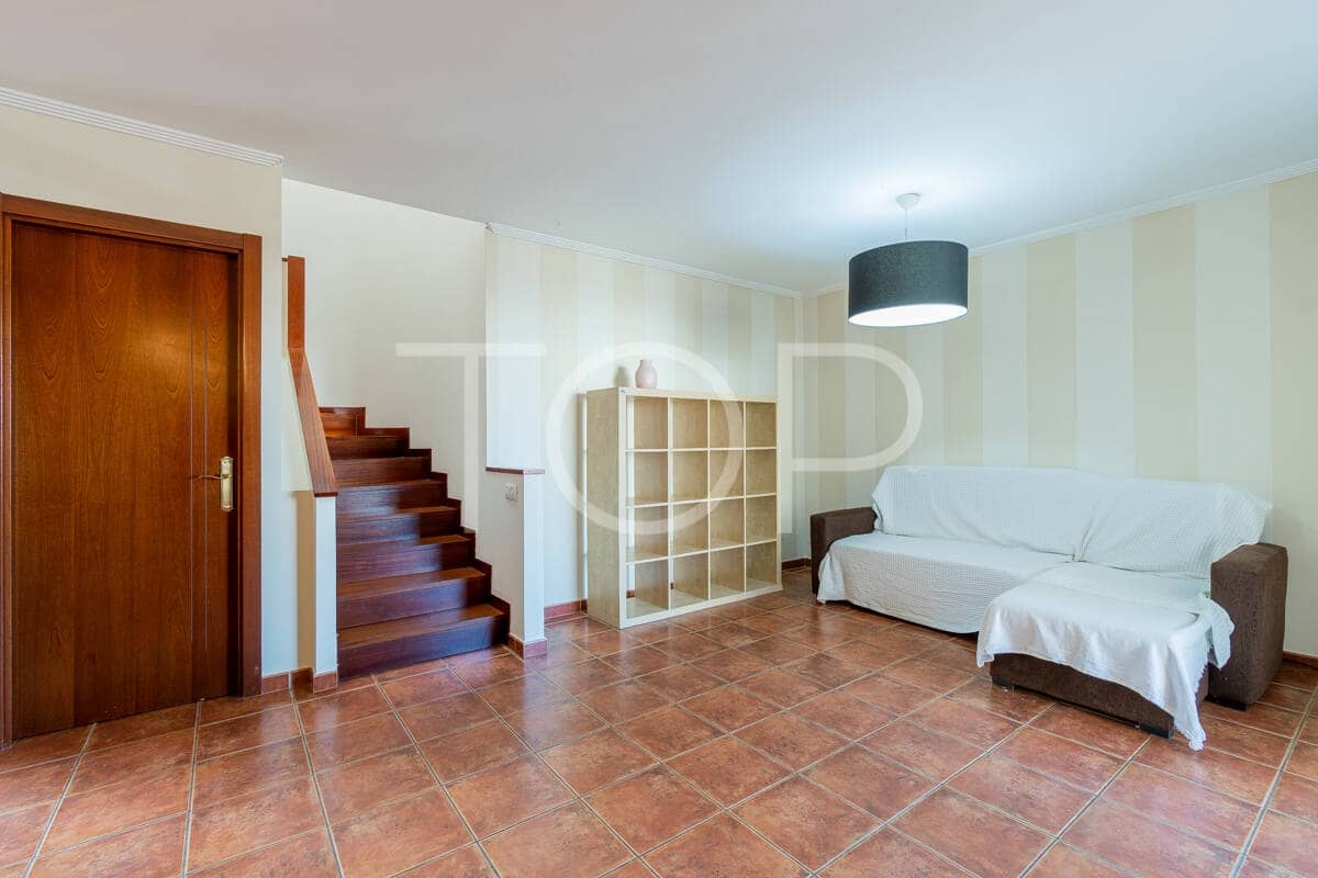 Adosado de 2 habitaciones en La Tejita en venta con piscina garaje - 550.000 € (Ref: 10063535)