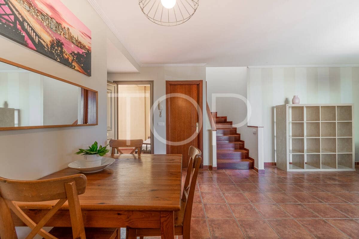 Adosado de 2 habitaciones en La Tejita en venta con piscina garaje - 550.000 € (Ref: 10063535)