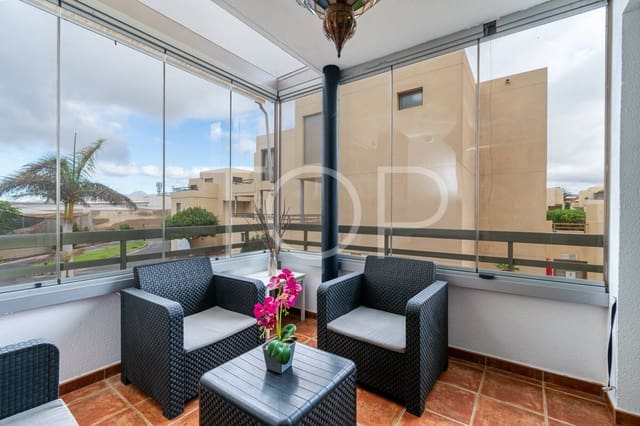 3 makuuhuone Rivitalo myytävänä paikassa La Tejita, Granadilla de Abona - 588 297 € (Ref: 10063536)