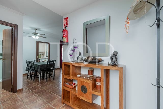 3 makuuhuone Rivitalo myytävänä paikassa La Tejita, Granadilla de Abona - 588 297 € (Ref: 10063536)