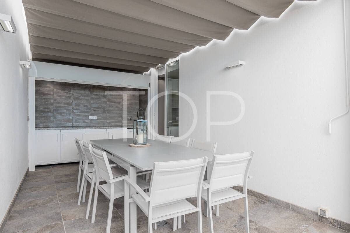 Casa de 3 habitaciones en Adeje en venta con garaje - 1.090.000 € (Ref: 10066956)