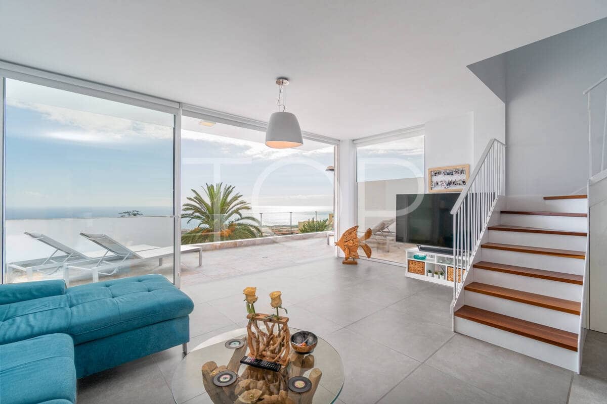 Casa de 3 habitaciones en Adeje en venta con garaje - 1.090.000 € (Ref: 10066956)