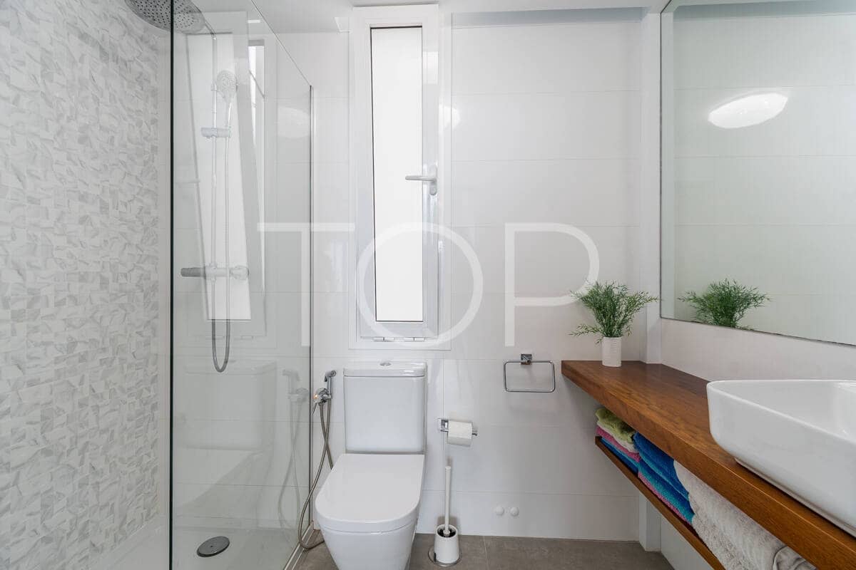 Casa de 3 habitaciones en Adeje en venta con garaje - 1.090.000 € (Ref: 10066956)