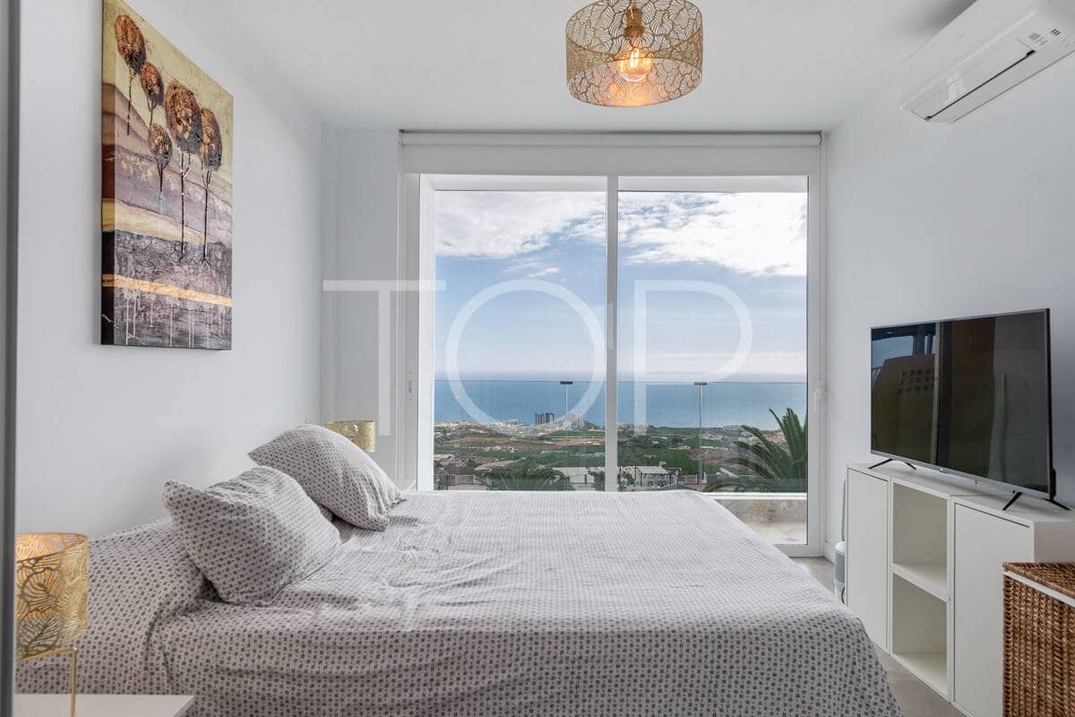 Casa de 3 habitaciones en Adeje en venta con garaje - 1.090.000 € (Ref: 10066956)